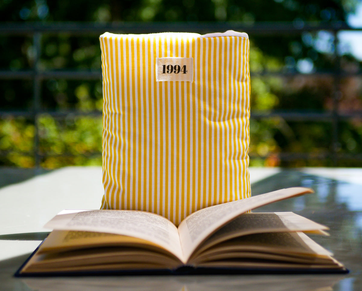 Pochettes à livres jaune à rayures