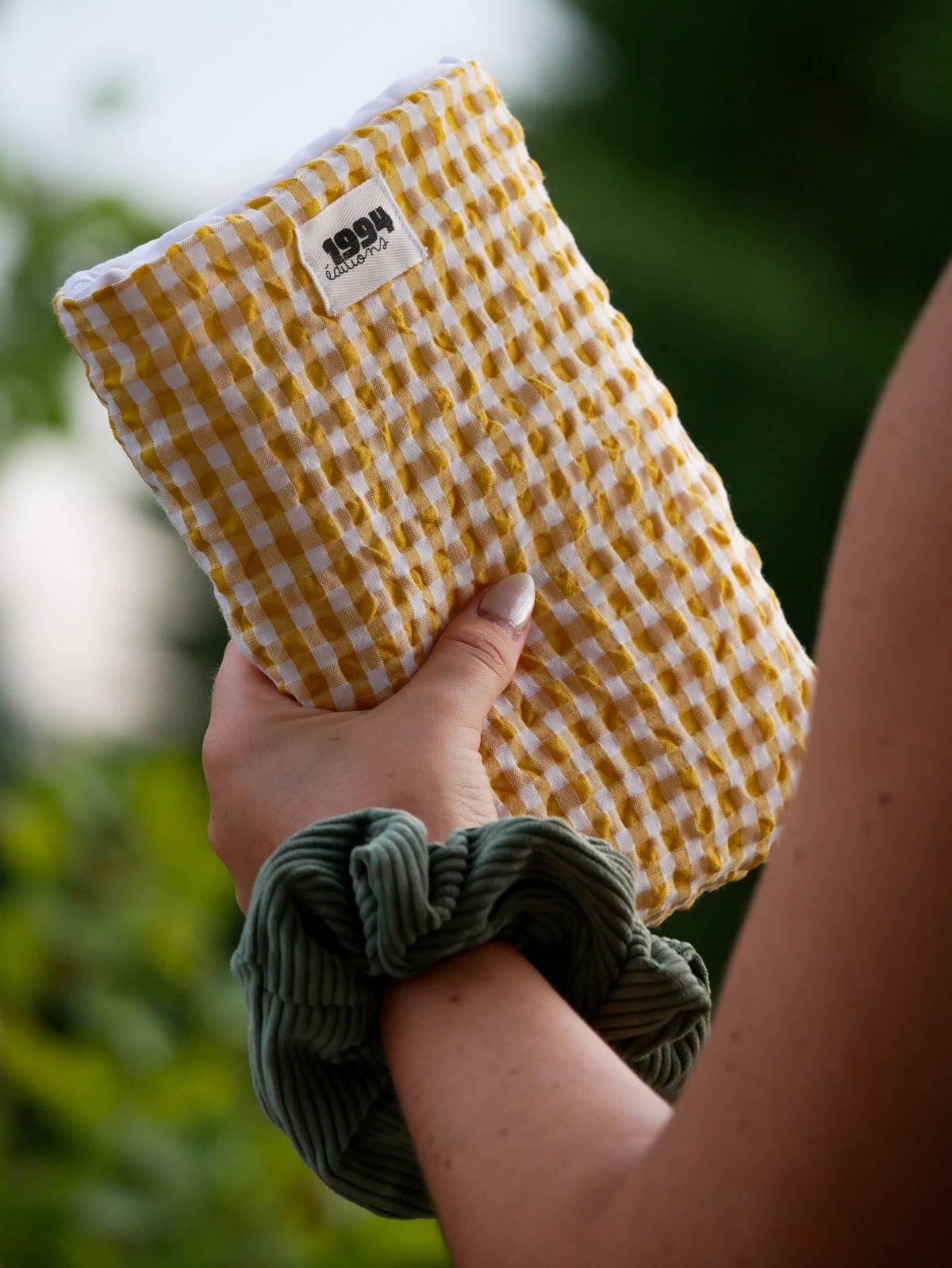 Pochette à livres vichy moutarde gaufré