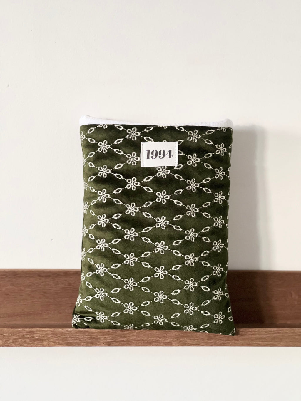 Pochettes à livres velours vert brodé