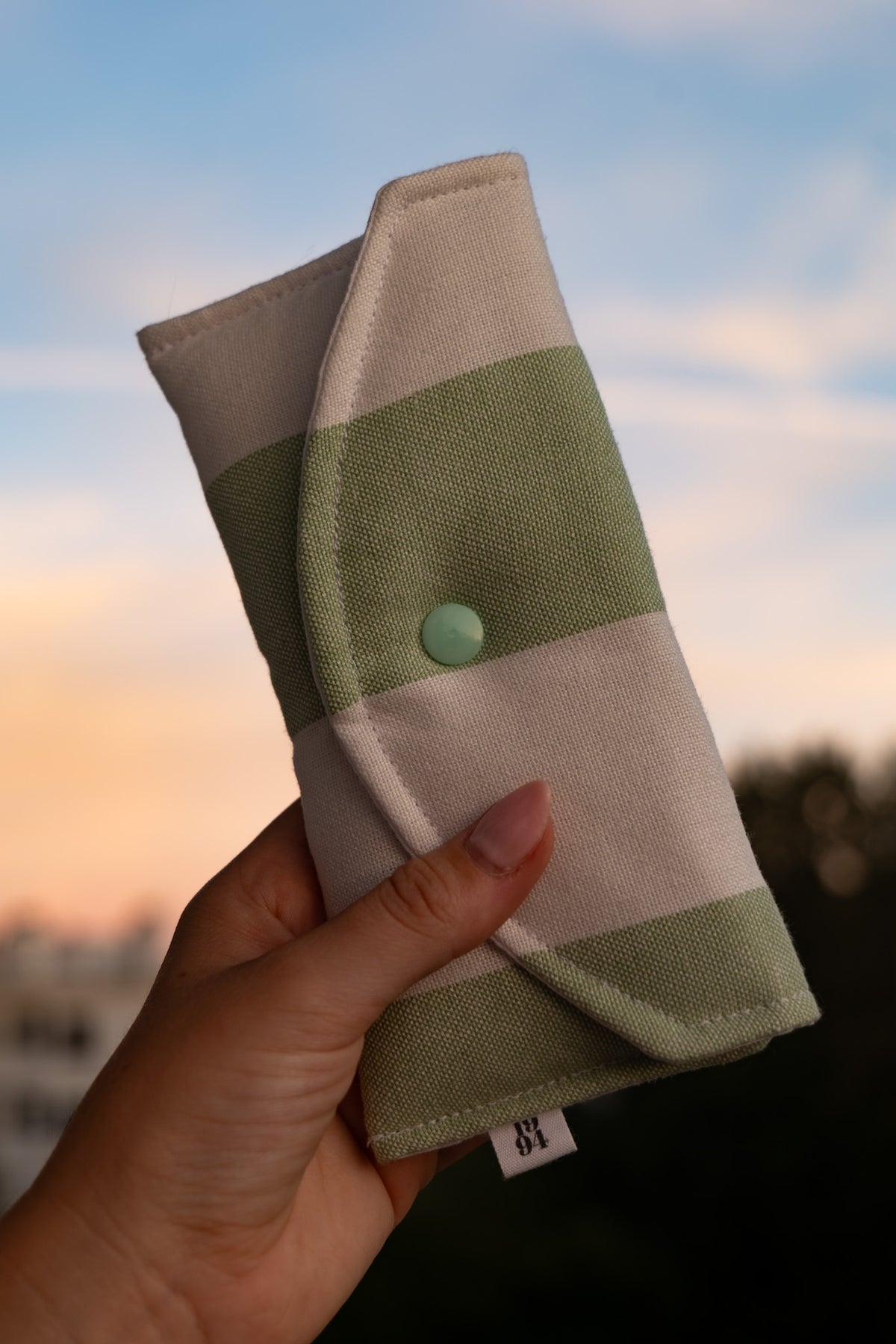 Pochette lunettes sauge et blanche